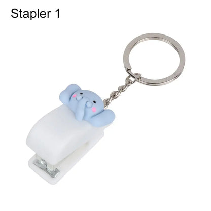 engrapadora pequeña llavero elefante